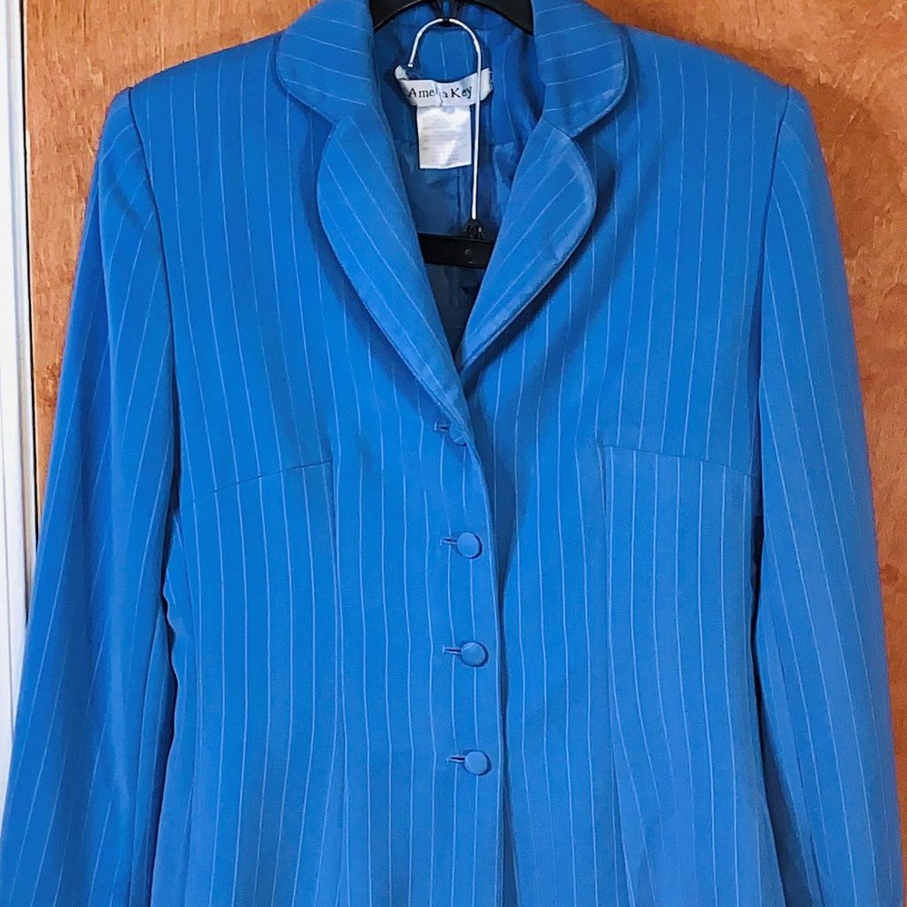 Amelia Key Periwinkle/light blue pin stripe 2-piece skirt suit set, size 10
